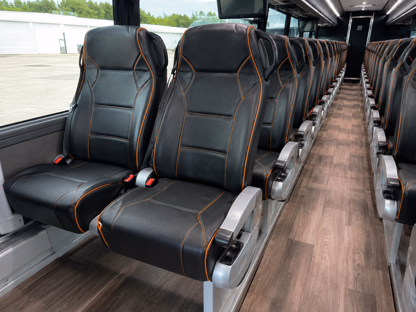 bus rentals to heisen house vineyards and the battle ground wine corridor