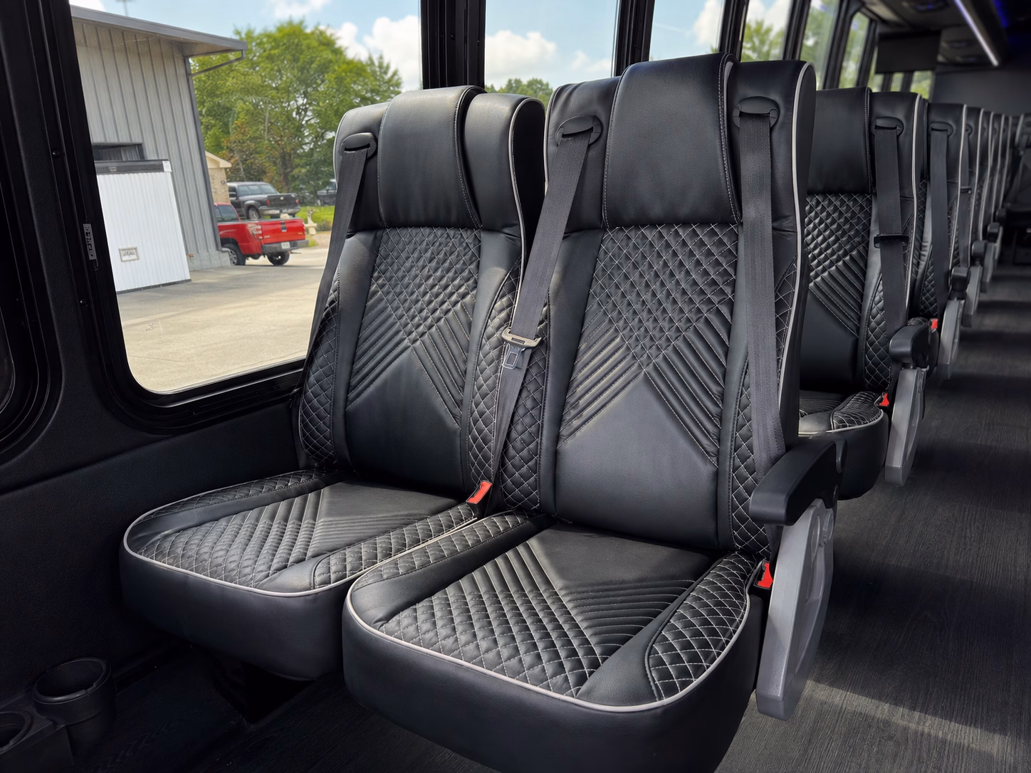 charter buses for bands groups and performers traveling through vancouver