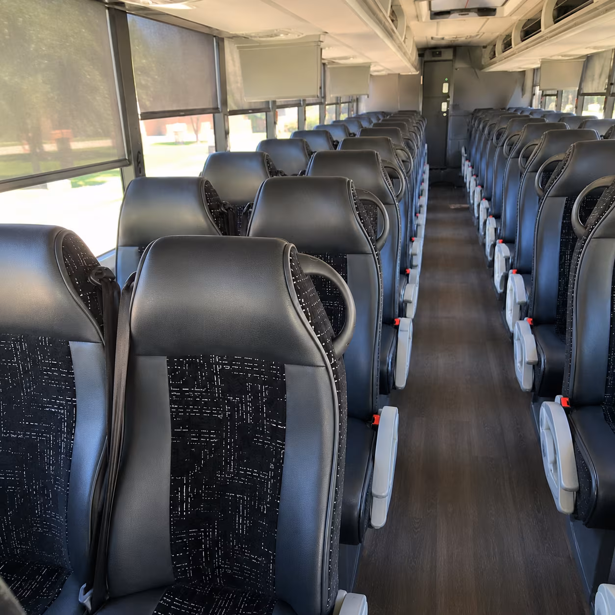 charter buses for ridgefield wildlife refuge and columbia river gorge day trips