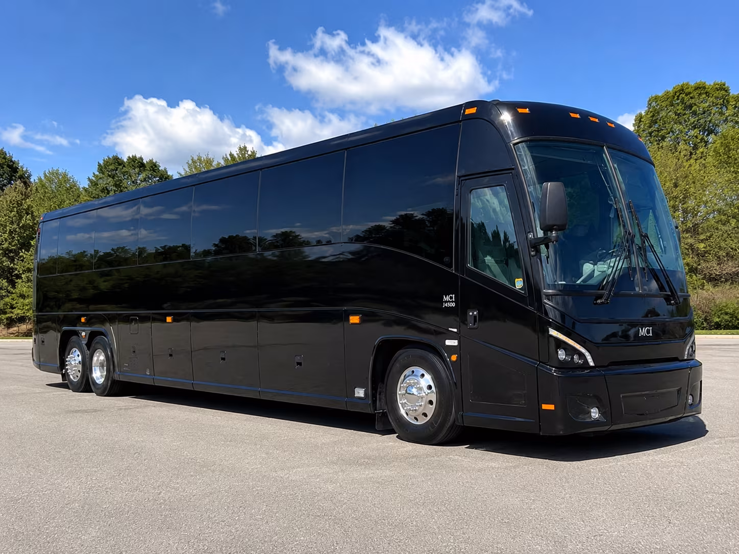 guest shuttle buses to esther short park and downtown vancouver venues