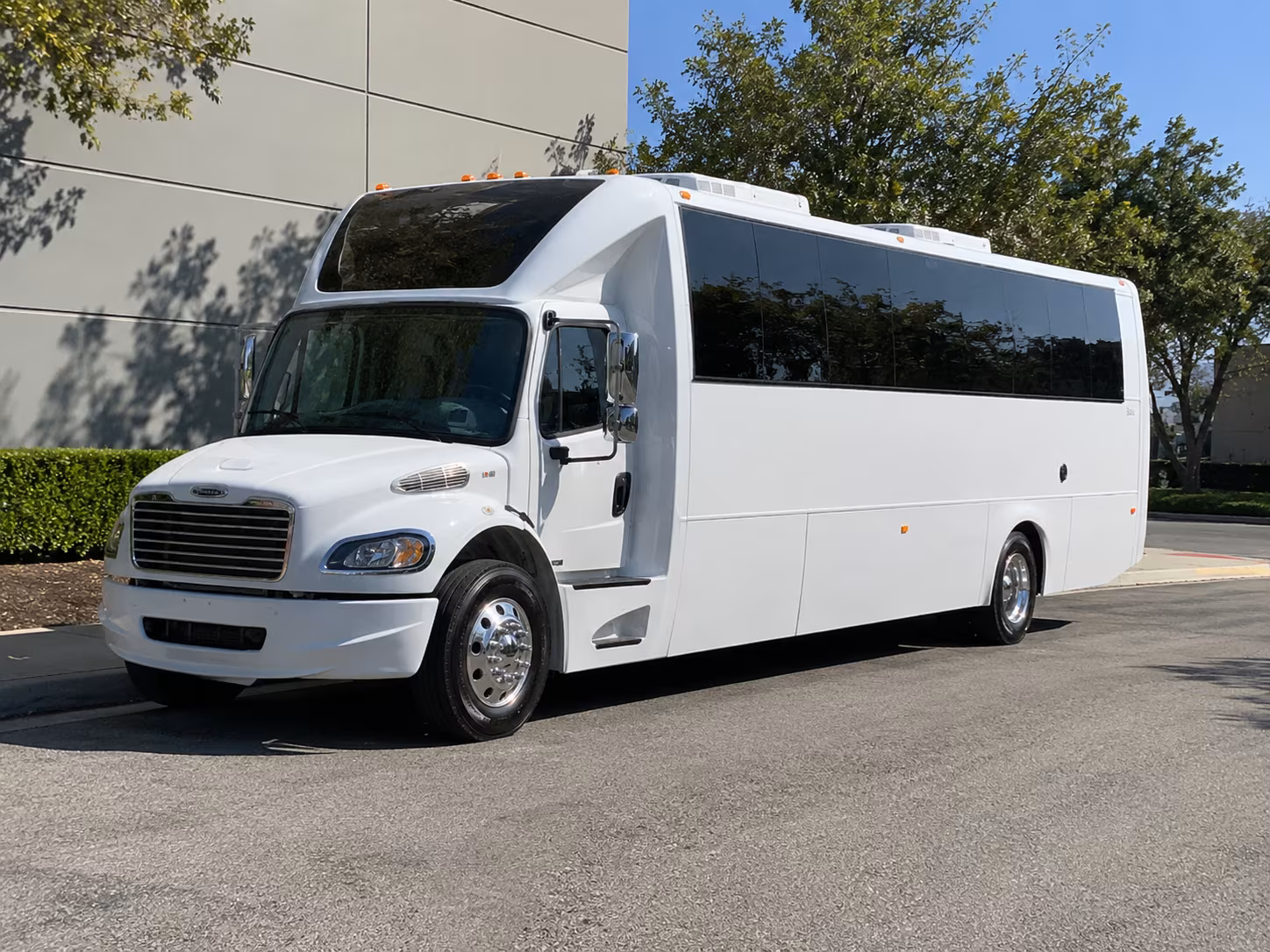 vancouver party bus